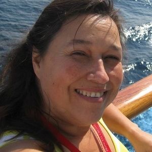 Meet your Posher, April